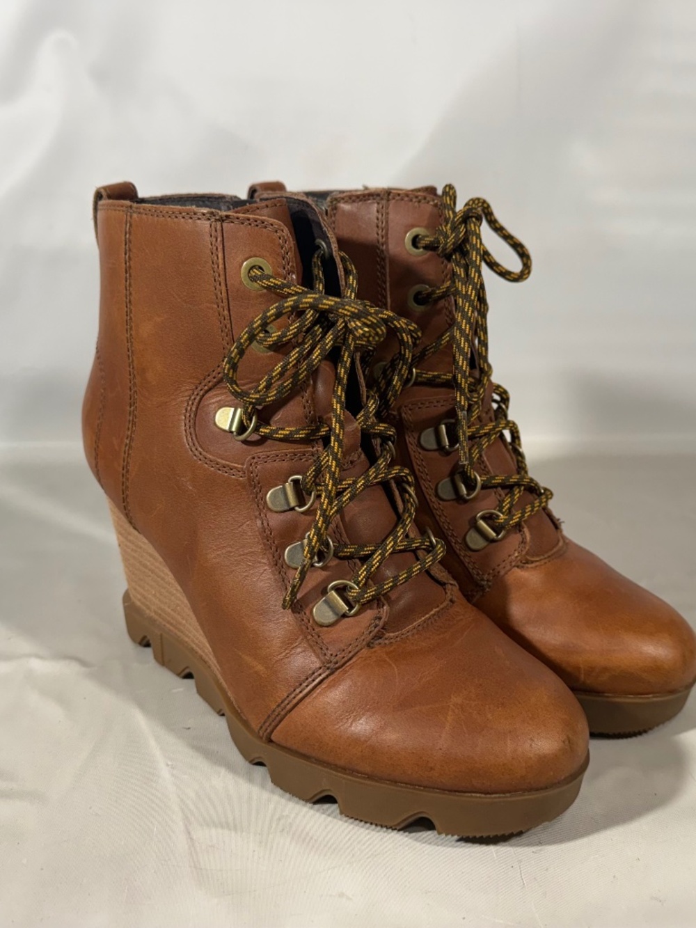 Sorel Joan Uptown Zip Bootie Waterproof Leather Wedge Brown Gum Women’s Sz 8